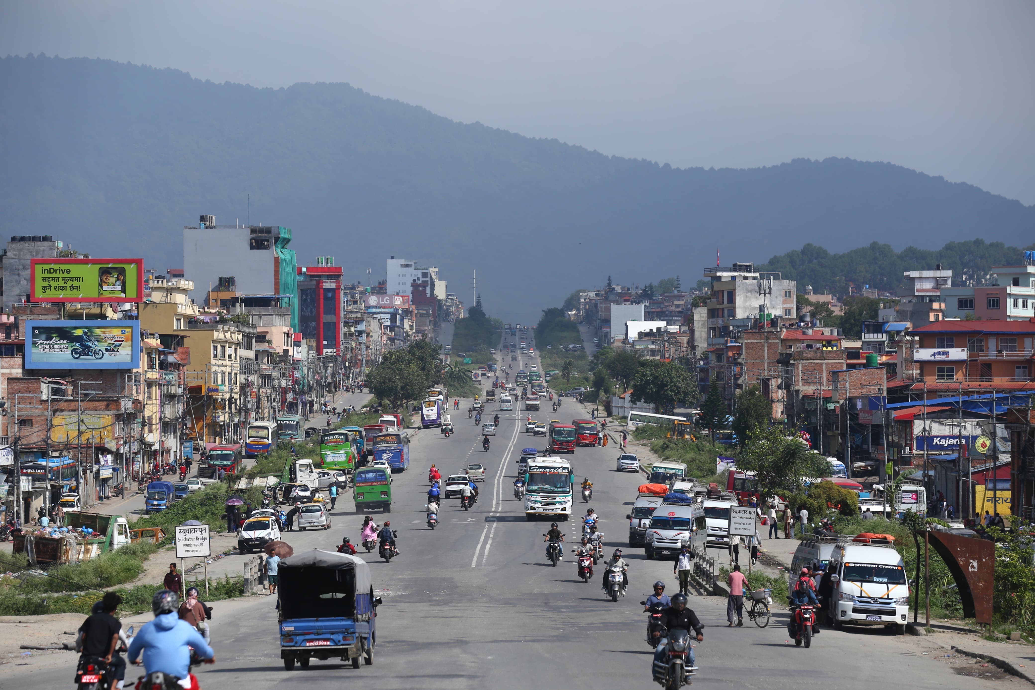 काठमाडौं उपत्यकामा सशस्त्र प्रहरीको नि:शुल्क बस सेवा