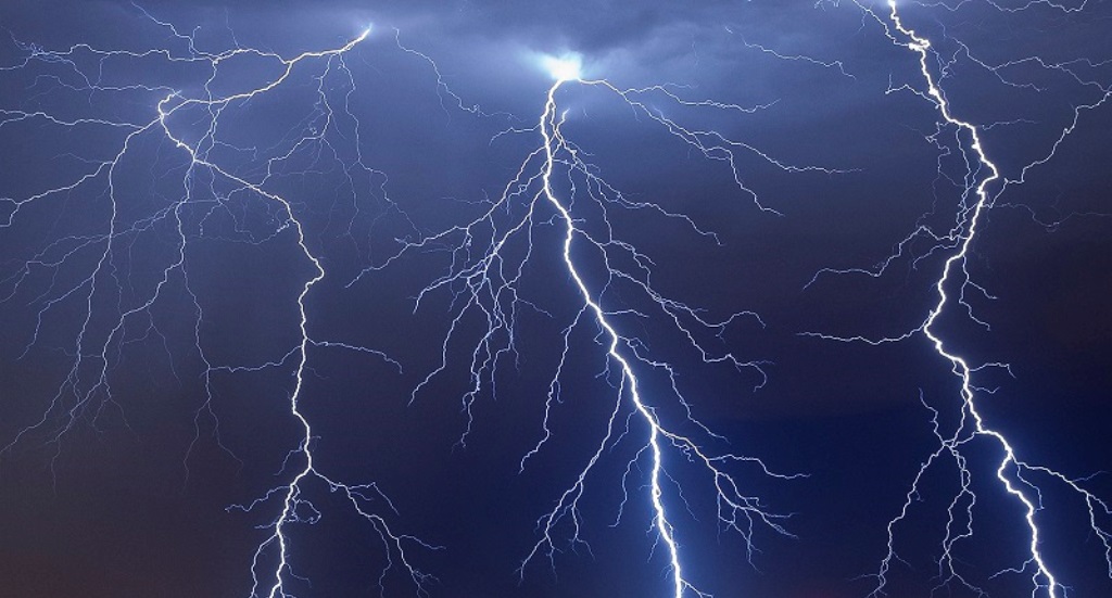 चट्याङ लागेर गुल्मीमा छ जना घाइते