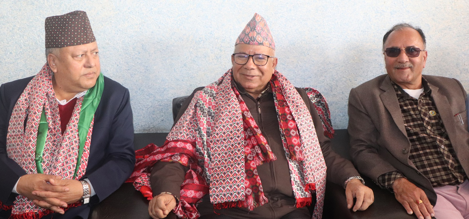 सरकारको विकल्प खोज्ने कुरै छैनः माधव नेपाल
