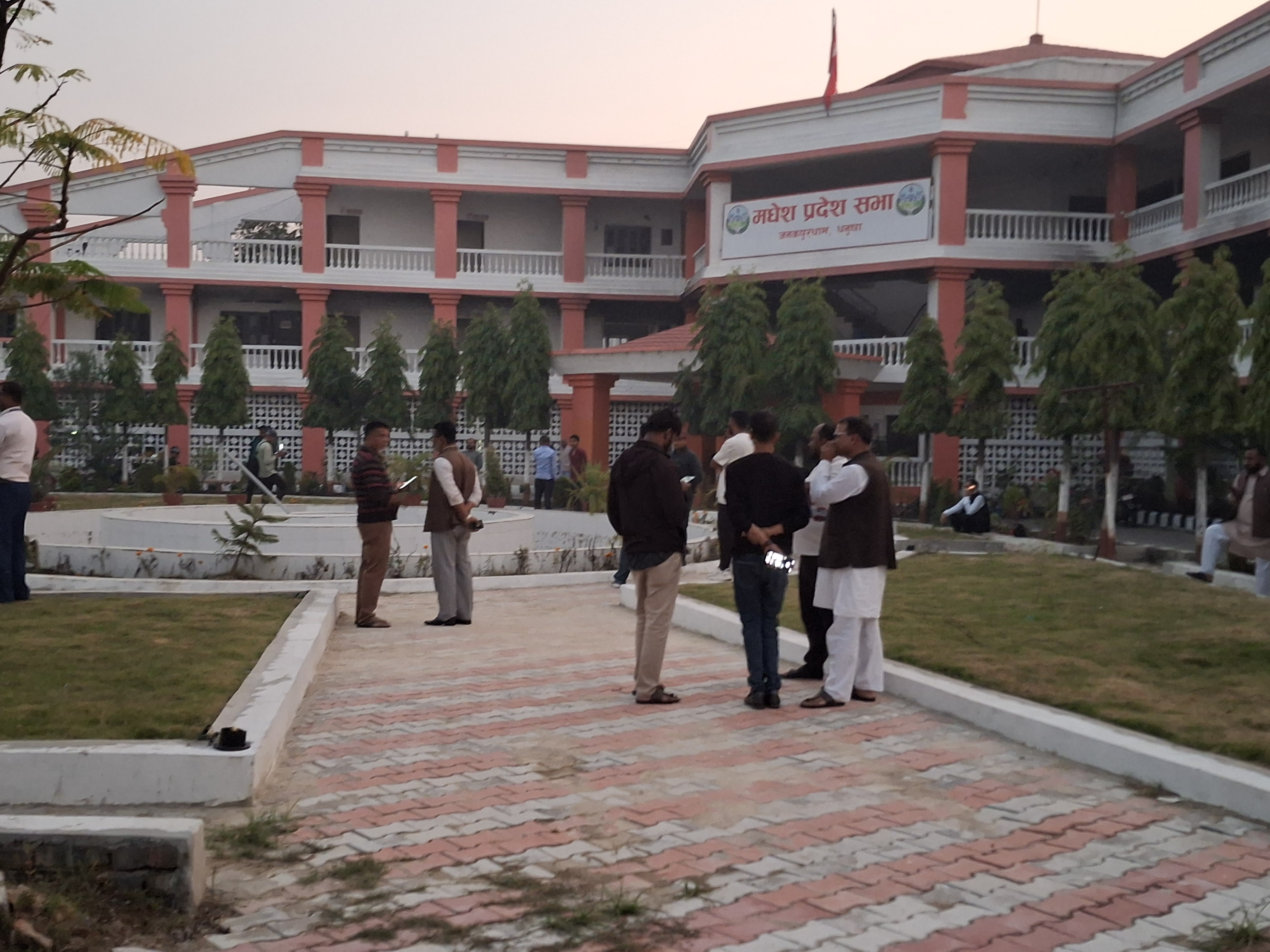 मधेश प्रदेशसभामा आज सभामुख मण्डलविरुद्धको प्रस्तावमाथि छलफल हुने