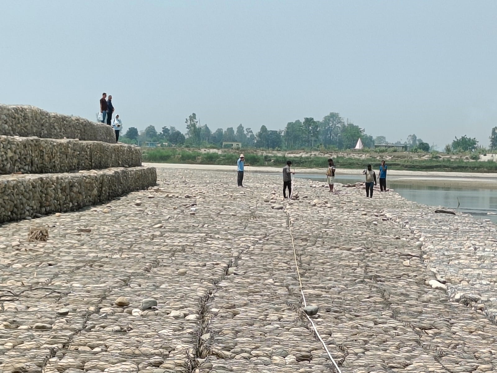 महाकाली नदीमा १ हजार २२० मिटर तटबन्ध निर्माण