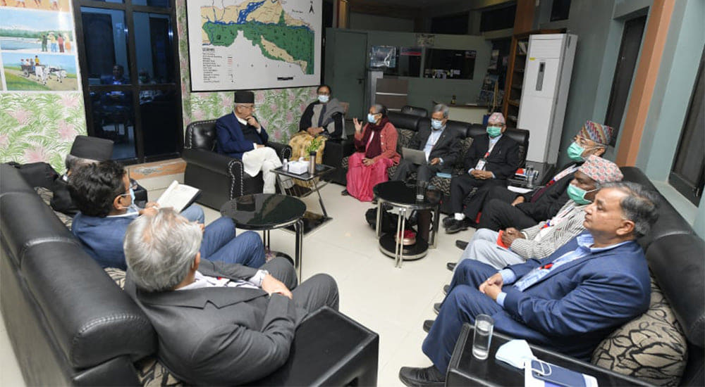 एमाले महाधिवेशनः अध्यक्षमण्डलको बैठक सुरु, त्यसपछि बन्दसत्र