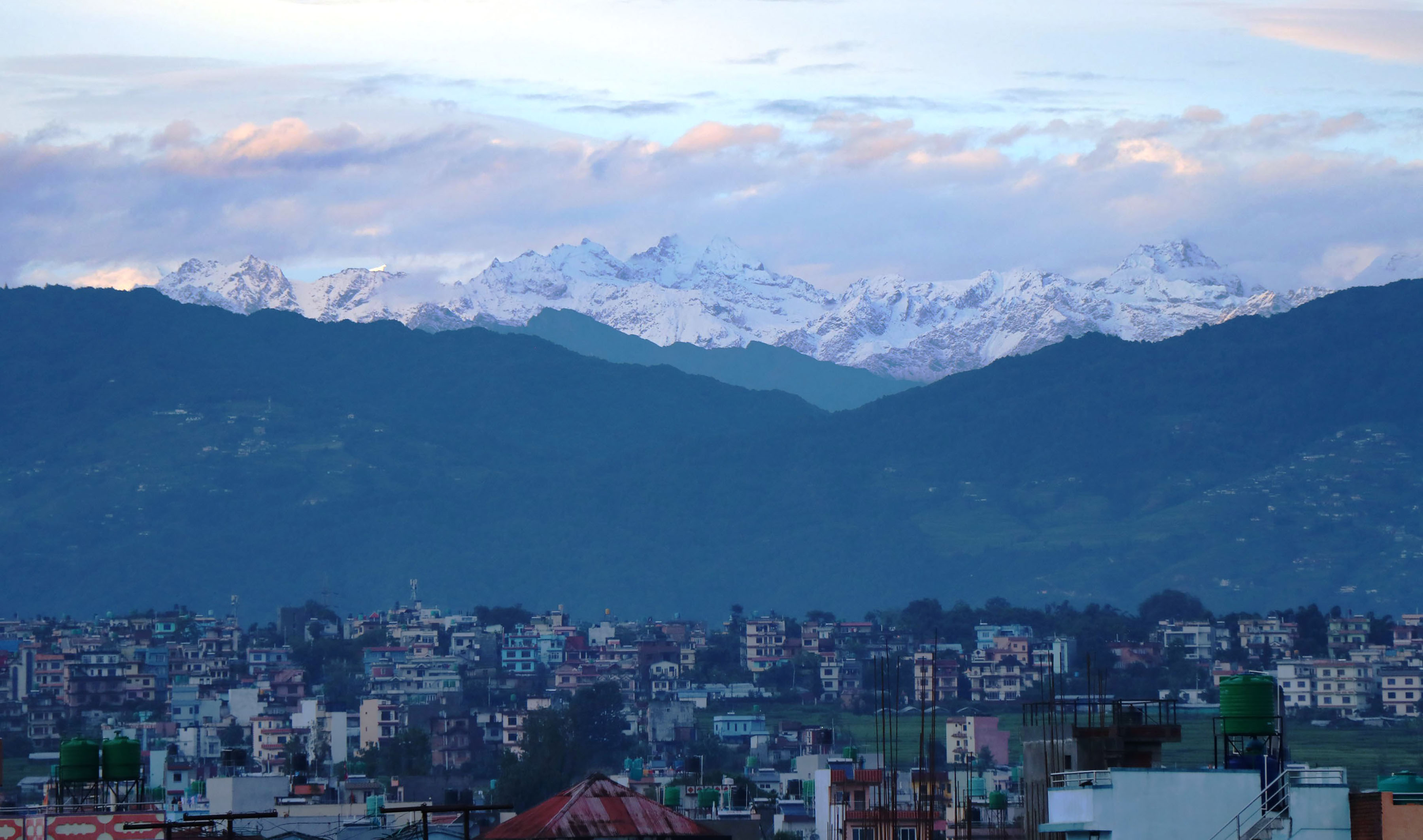 मौसममा पश्चिमी वायुको आंशिक प्रभावः केही स्थानमा मेघ गर्जनसहित वर्षा हुने कतै हावाहुरी आउने