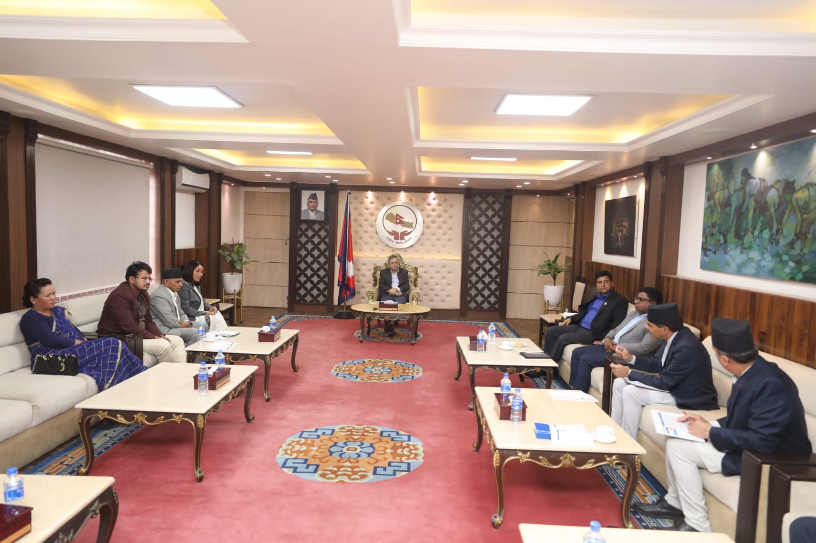 प्रतिनिधिसभाको आज र भोलिको बैठक सूचना टाँसेर स्थगित गरिने