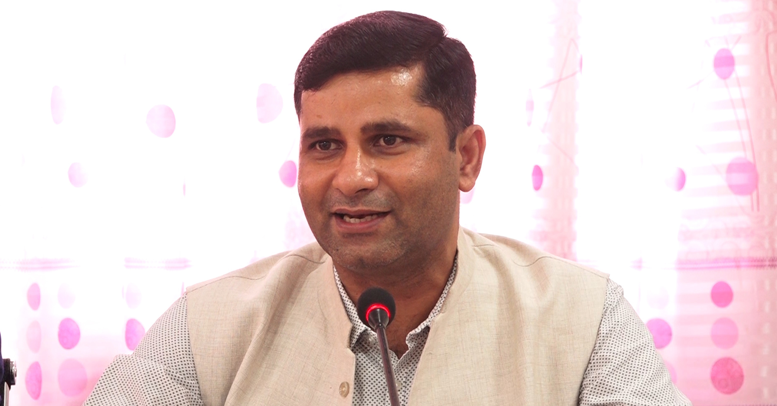 एमालेले पनि खोल्यो खाता, बाँके २ मा इश्तियाकको जित