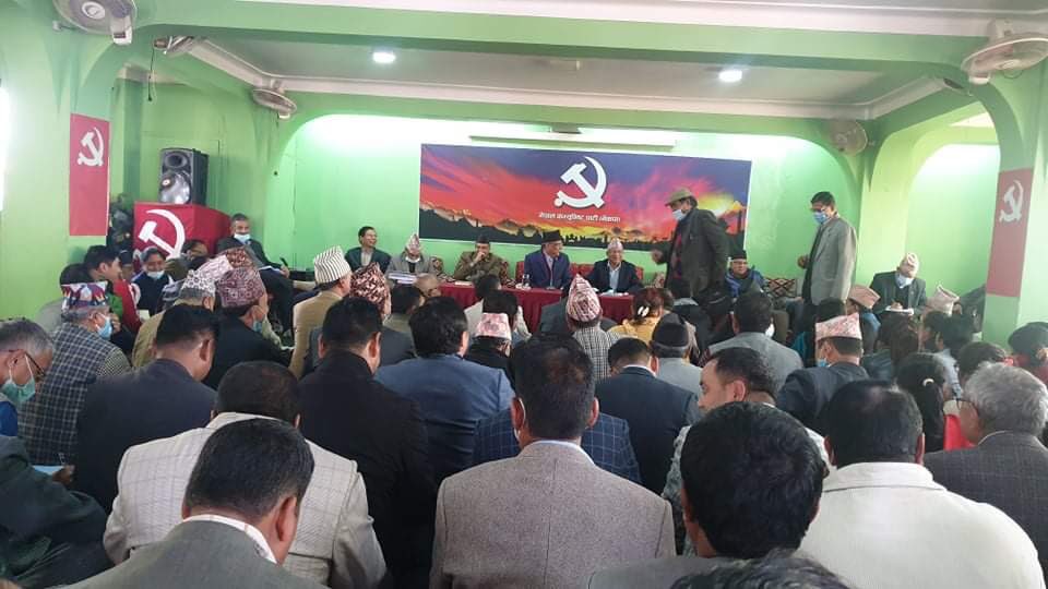 तत्काल राजीनामा नदिएको भन्दै प्रचण्ड-नेपाल समूहले गर्‍यो प्रधानमन्त्री ओलीको निन्दा
