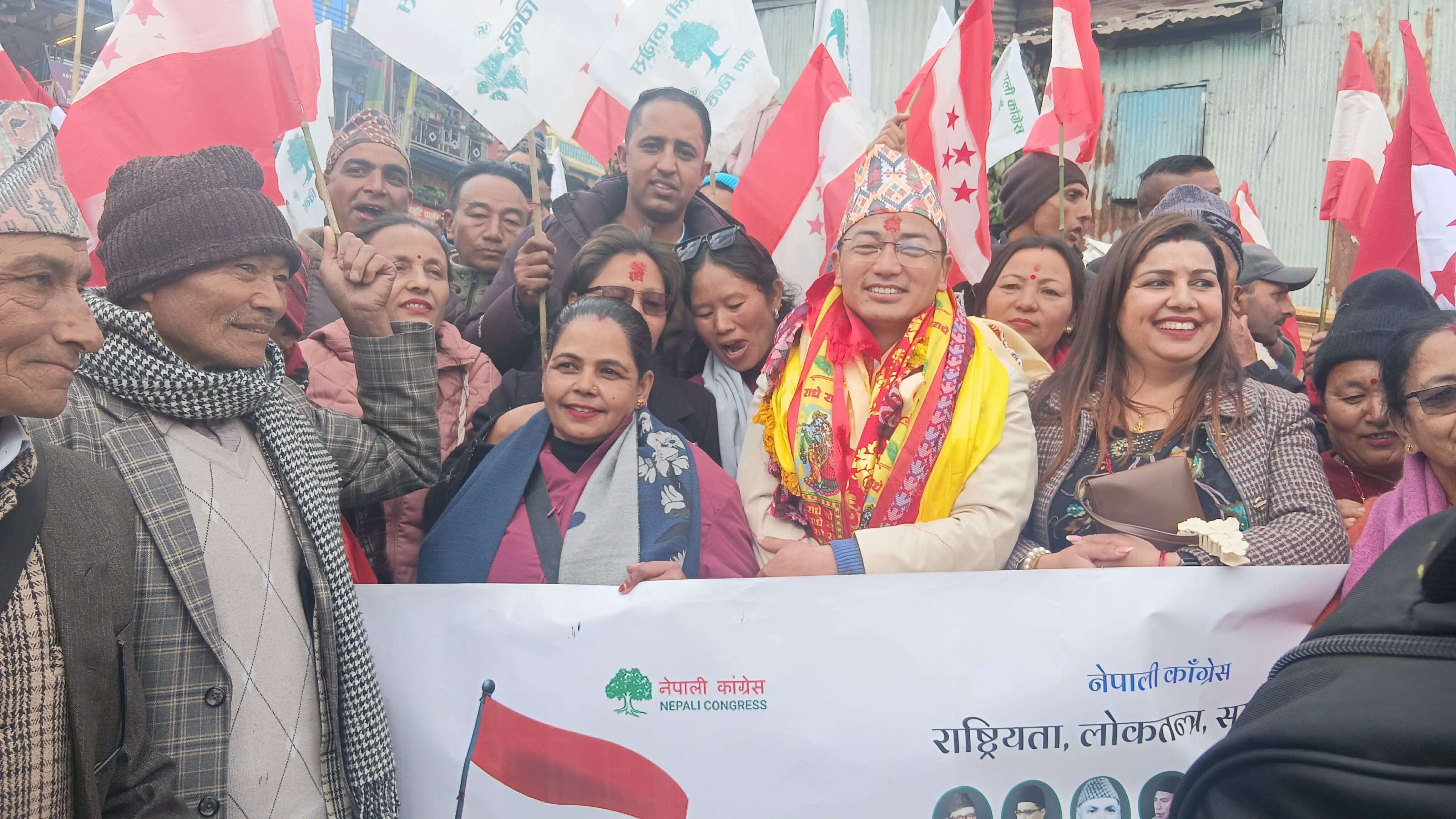 इलाम १ मा ३५ वर्षीय राईले कांग्रेसबाट दर्ता गराए उम्मेदवारी 