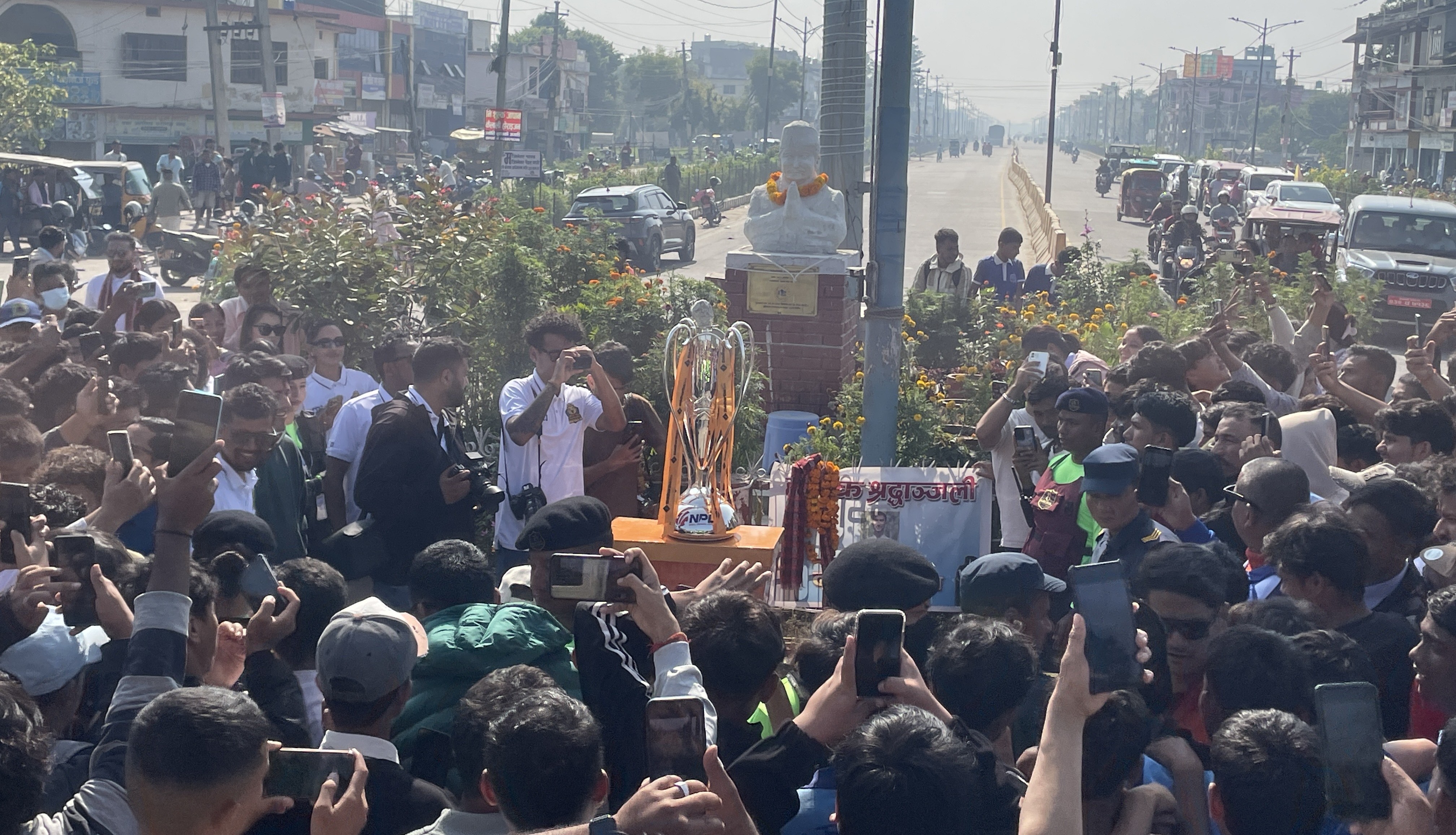 सुदूरपश्चिममा सुरु भयो एनपीएलको ट्रफी टुर