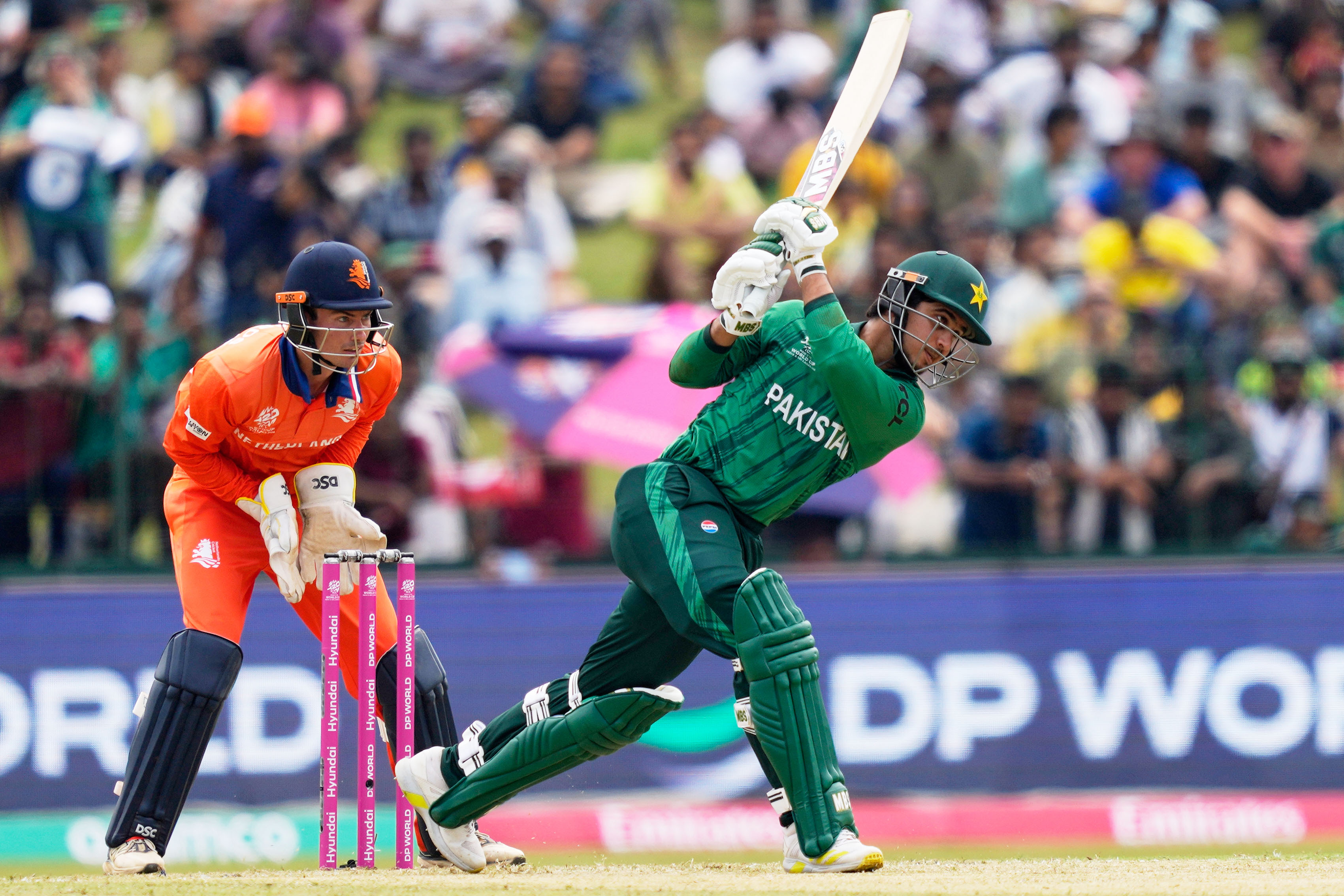 पाकिस्तानको सुखद सुरुवात