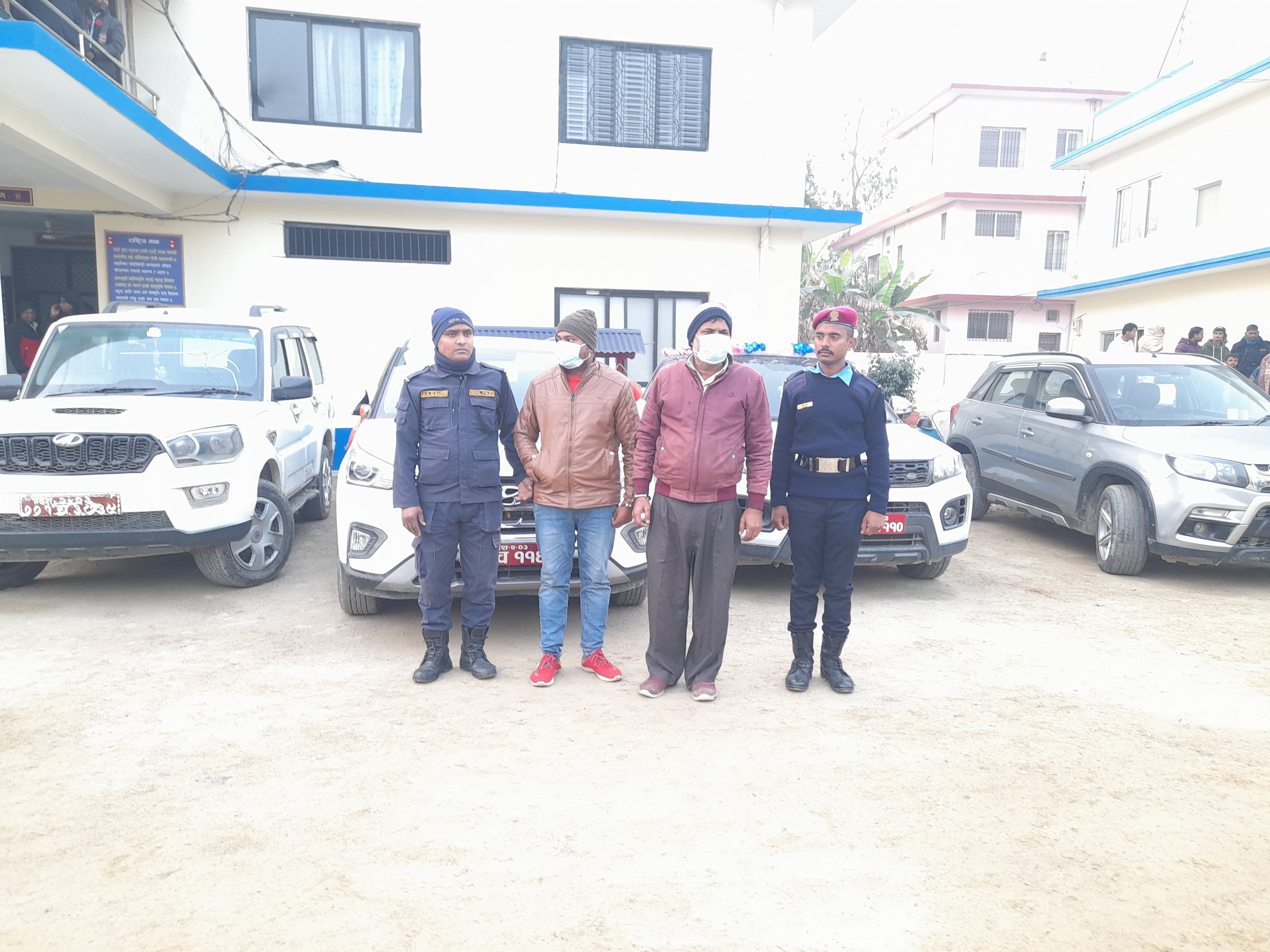 भन्सार छलेर भारतीय गाडी नेपाली भन्दै बेच्ने गिरोह पक्राउ
