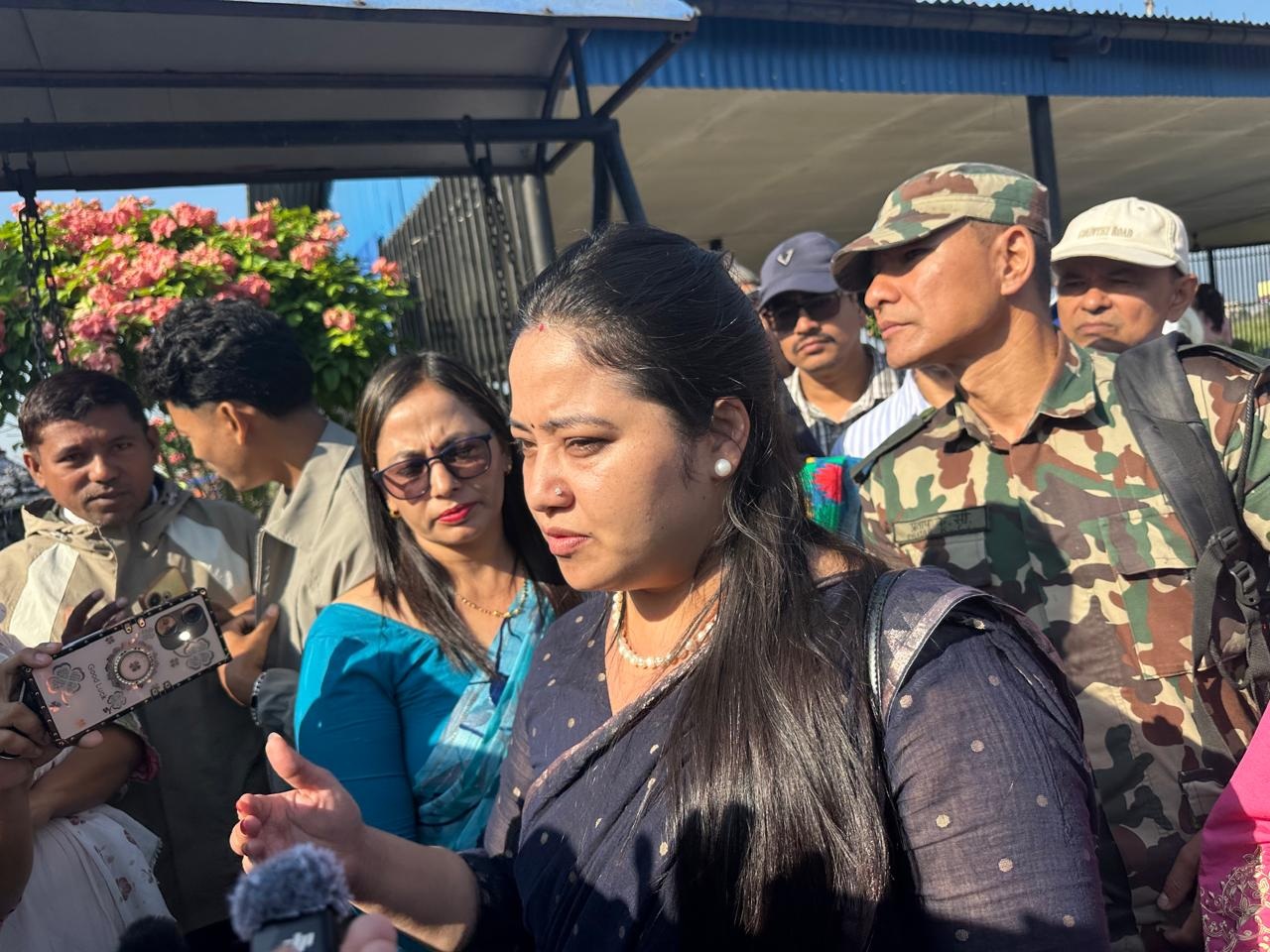 मन्त्रीलाई भेट्‌न जनता आउने होइन, जनतालाई भेट्‌न मन्त्री जानुपर्छ : मन्त्री रावल