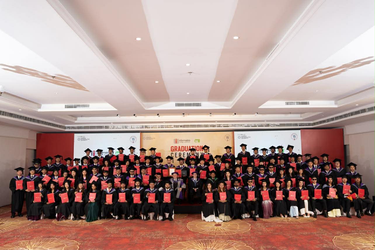 इन्फोरमेटिक्स कलेज पोखराको दीक्षान्त समारोह सम्पन्न, मनिष धमलालाई छात्रवृत्ति प्रदान