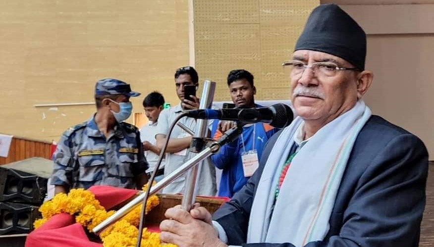 सुर्खेत पुगेर प्रचण्डले भने– नेतामा आफू नै प्रचण्ड हुँ भन्ने मानसिकता भएकै कारण  पार्टी कमजोर भयो