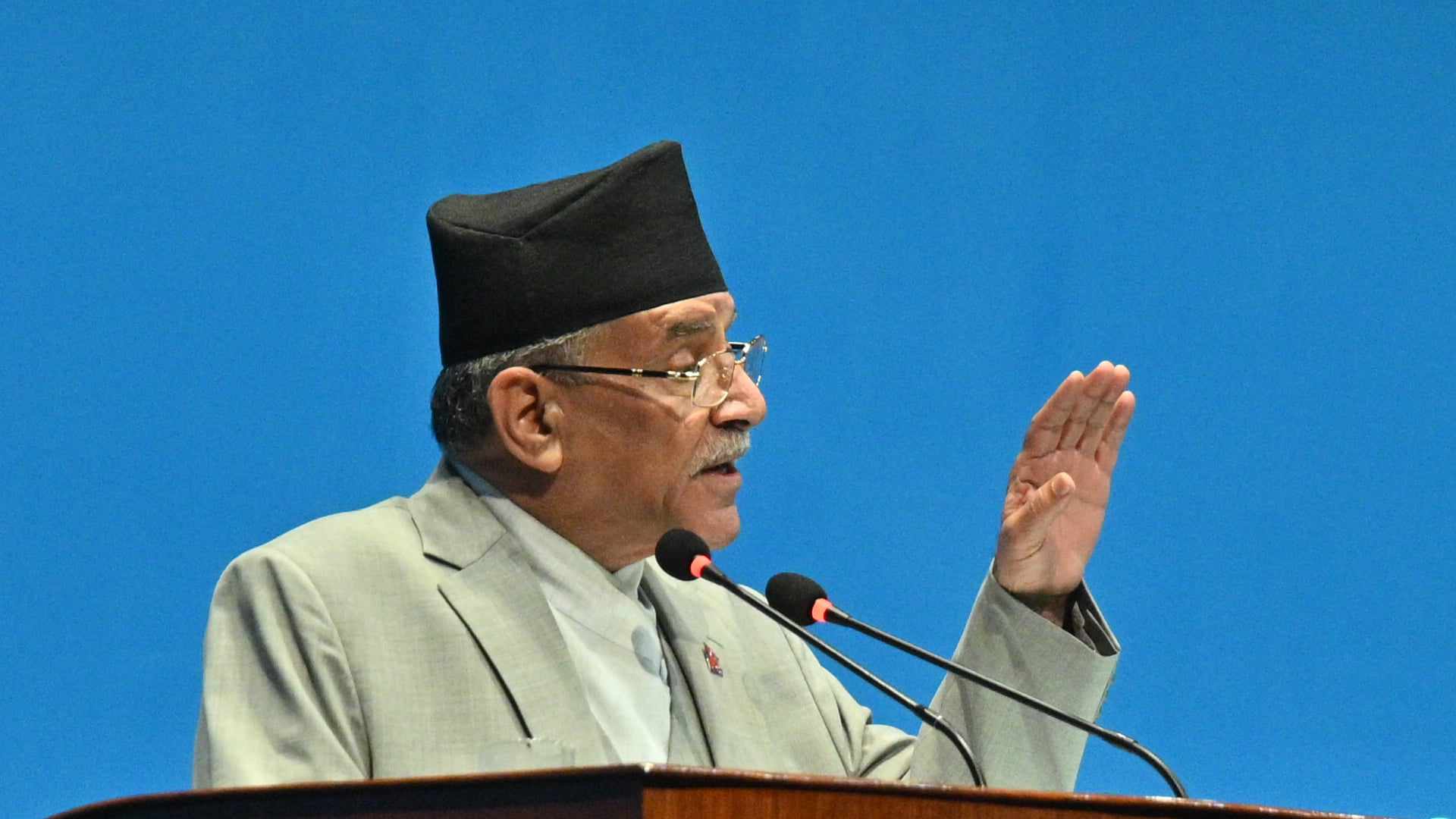 प्रधानमन्त्री प्रचण्डको प्रस्ताव- संविधान संशोधन गर्ने भए खुला छलफल गरौँ, प्रत्यक्ष निर्वाचित कार्यकारीमा जाऔँ