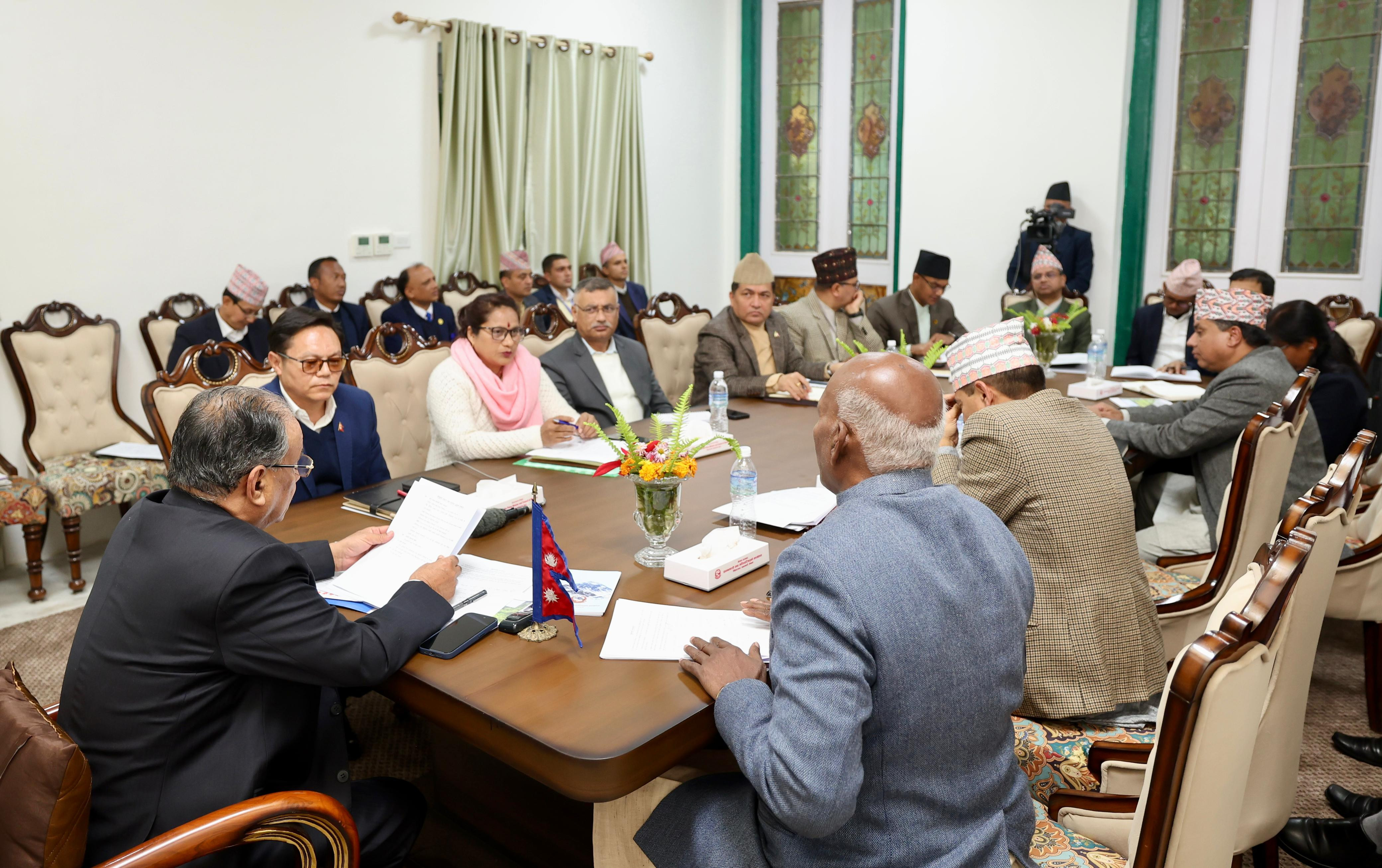 धारामा पानी नआउने तर बिल आउने समस्या अन्त्य गर्नुस्ः प्रधानमन्त्री