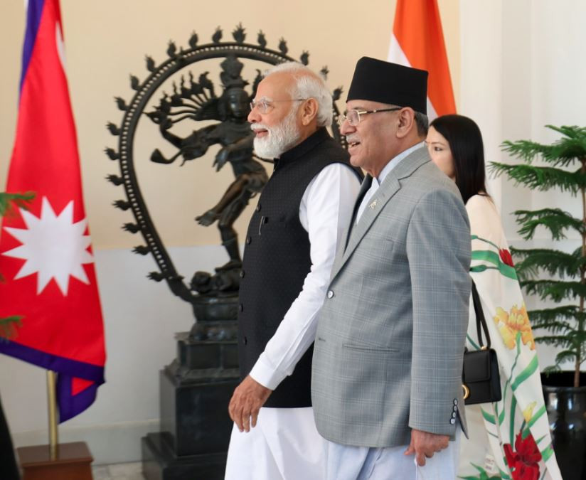 प्रचण्डलाई शपथ समाराेहमा आउन माेदीकाे निम्ताे, जाने नजाने अनिश्चित