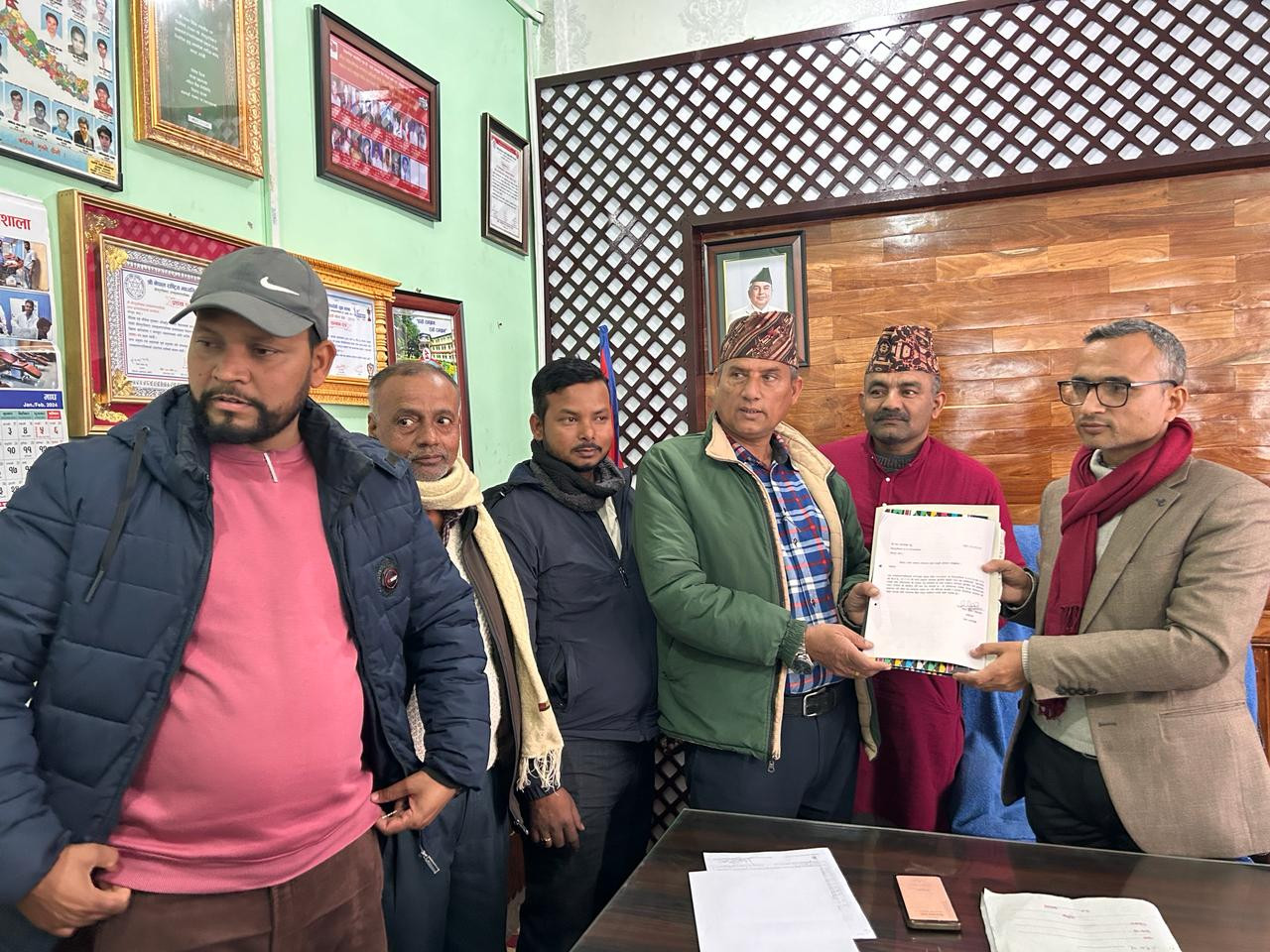 जितपुर सिमरामा निजी जग्गाको अनुमति लिएर सार्वजनिक जग्गाको माटो बिक्री