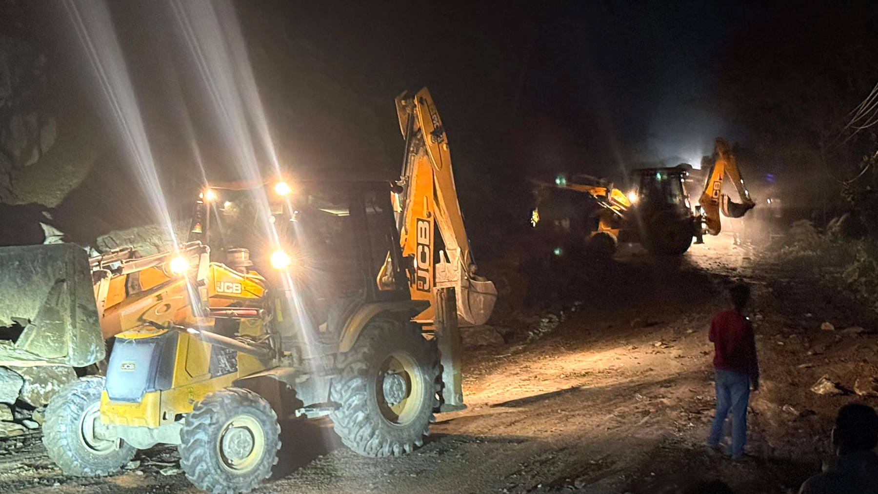 अवरुद्ध पृथ्वीराजमार्ग खुल्यो