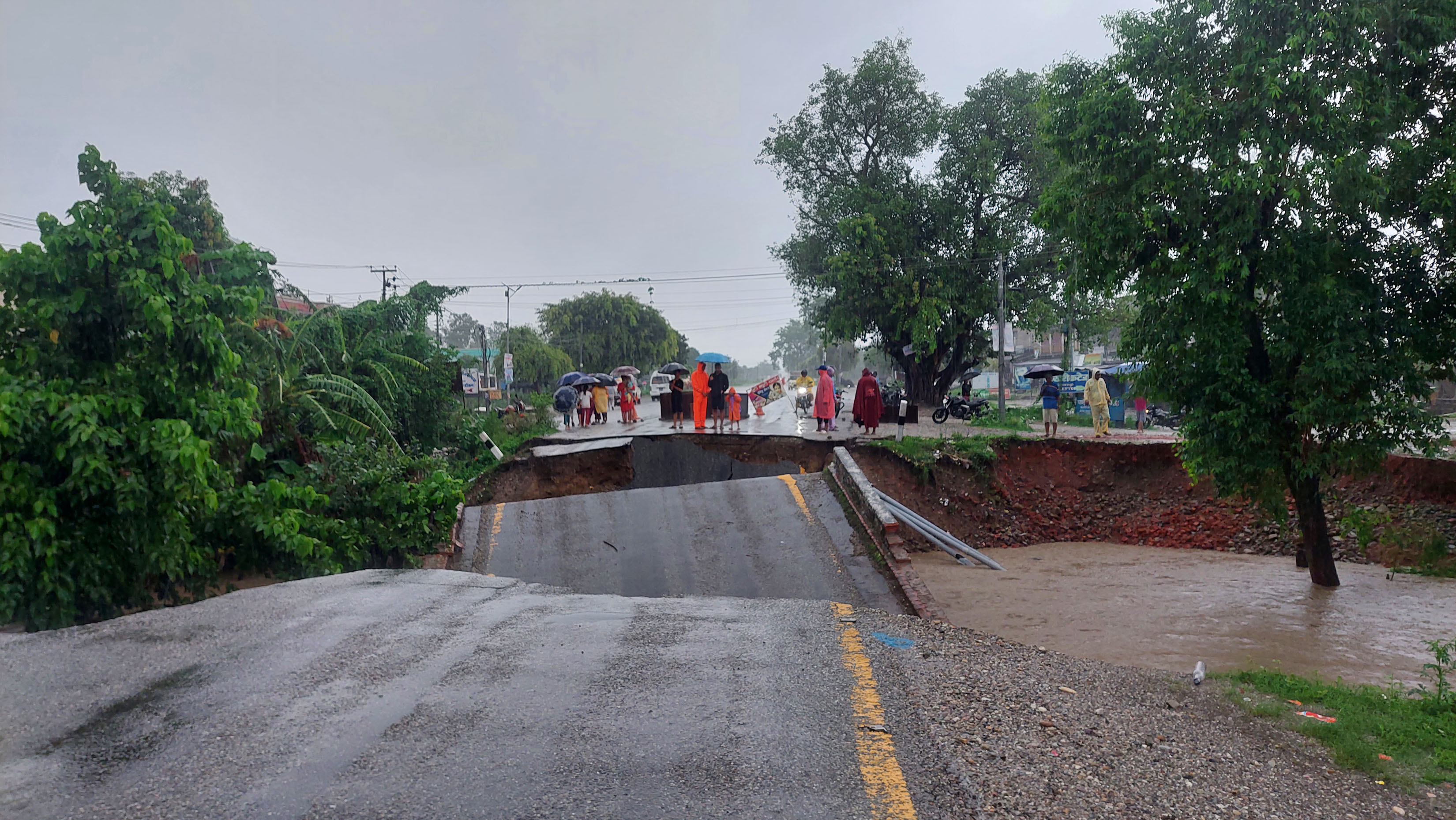 बाढीका कारण कञ्चनपुरमा १६ सय प्रभावित, एक शिशुको मृत्यु