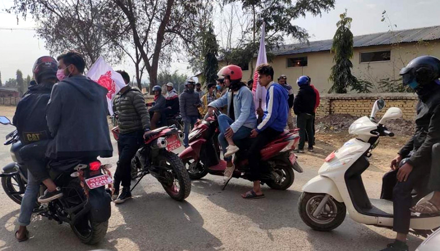 आमहडतालको प्रतिकार गर्दै ओली समूहले निकाल्यो मोटरसाइकल र्‍याली