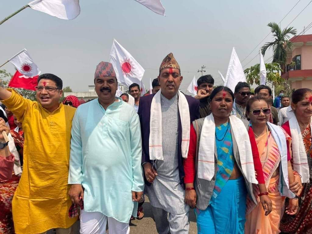 तिलोत्तमामा एमालेका चापागाईं र चौधरीद्वारा उम्मेदवारी दर्ता