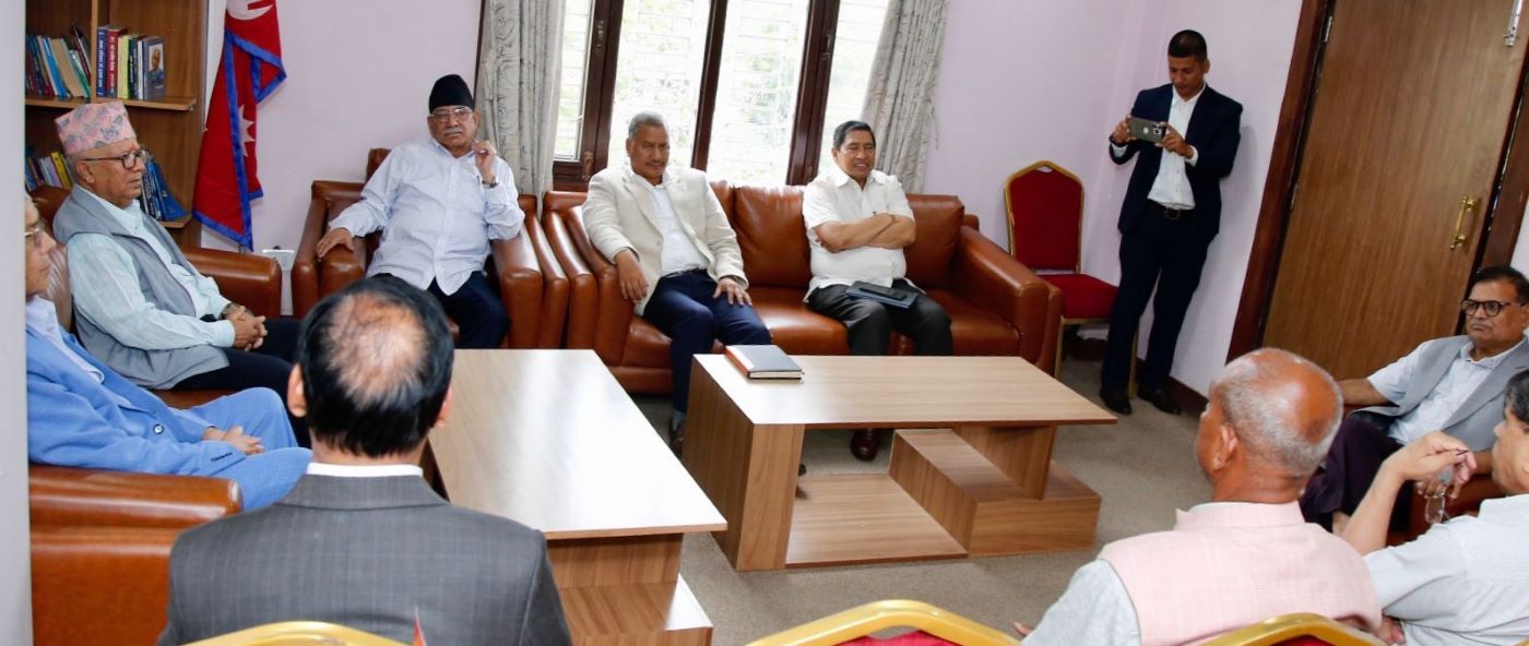 'आजको बैठकमा माओवादी र एसबीच एकताको प्रस्ताव हुन सक्छ'