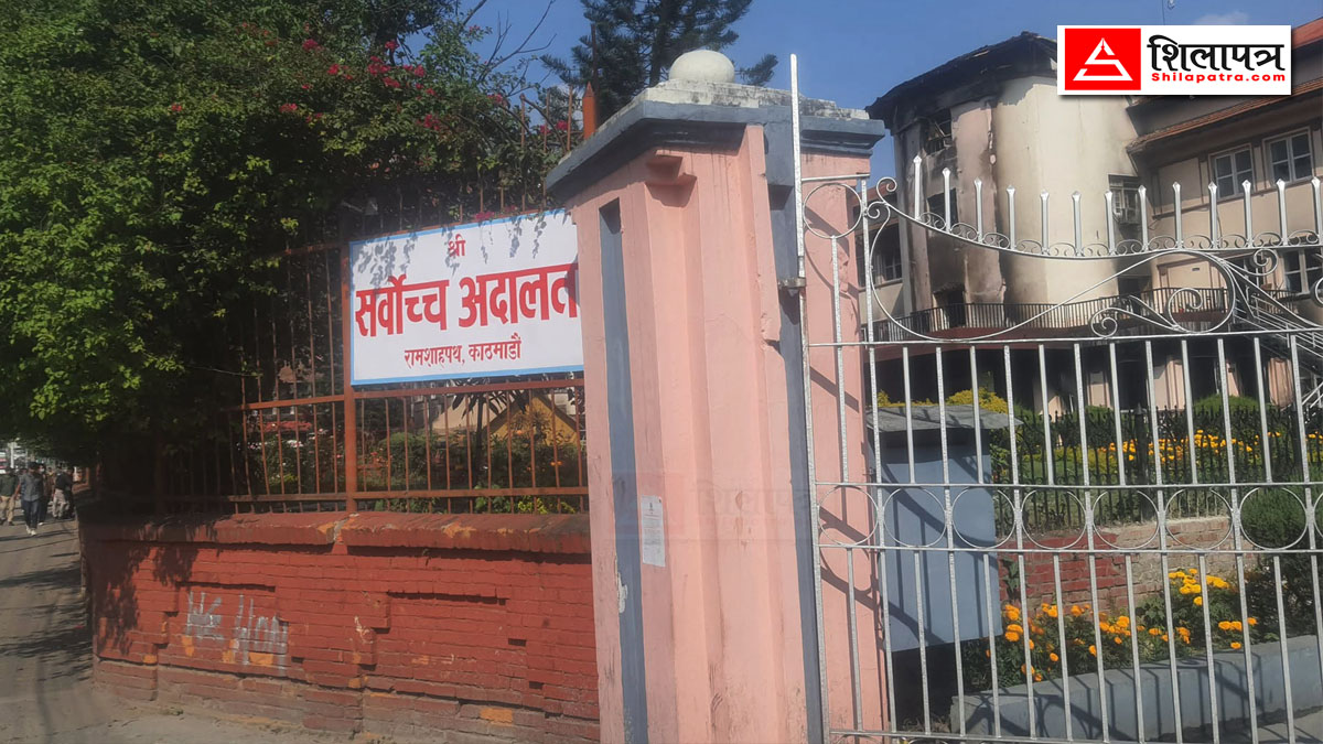 प्रतिनिधिसभा विघटनविरुद्ध सर्वाेच्चमा थपिए तीन रिट, पुगे आठवटा