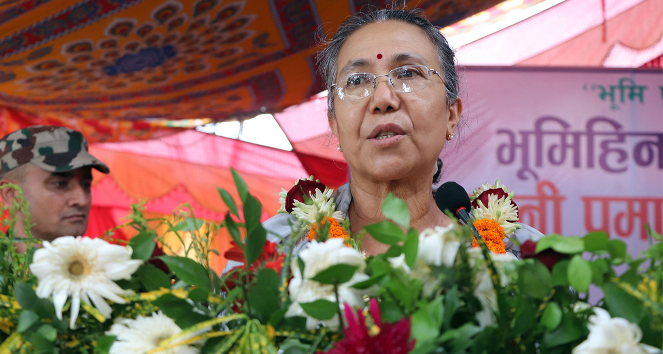 भूमिको सही व्यवस्थापन गर्न सके गरिबी निवारण हुन्छ : मन्त्री श्रेष्ठ