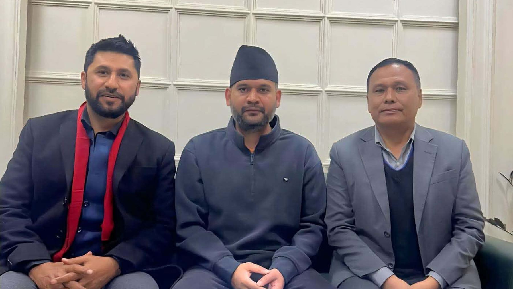 रवि, बालेन र कुलमान एकठाउँमा, रास्वपा र उज्यालो नेपालबीच पार्टी एकता