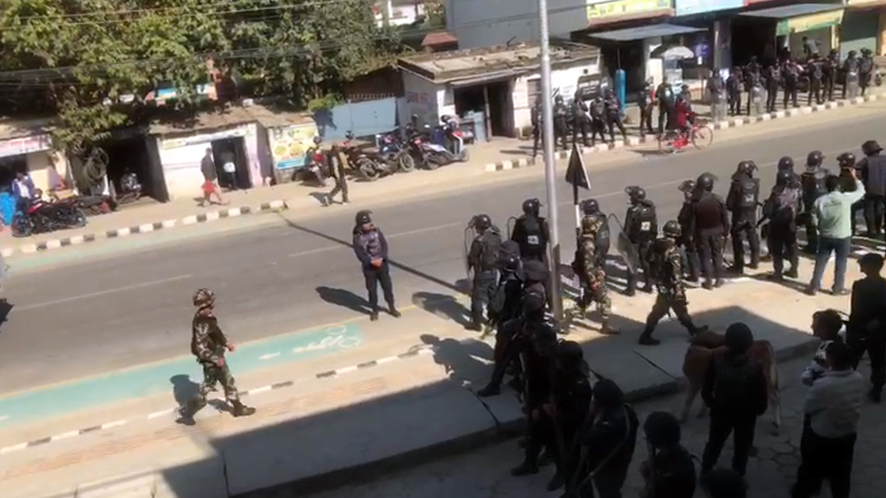 धनगढीमा महेश बस्नेतको विरोधमा जेन–जी, प्रदर्शनस्थलमा देखिए सेना