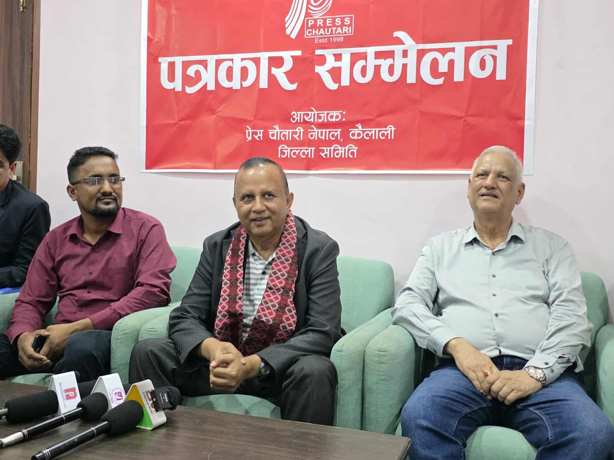 संविधान संशोधनमा कहिले प्रवेश गर्छ सरकार ? यस्तो भन्छन् एमाले महासचिव पोखरेल