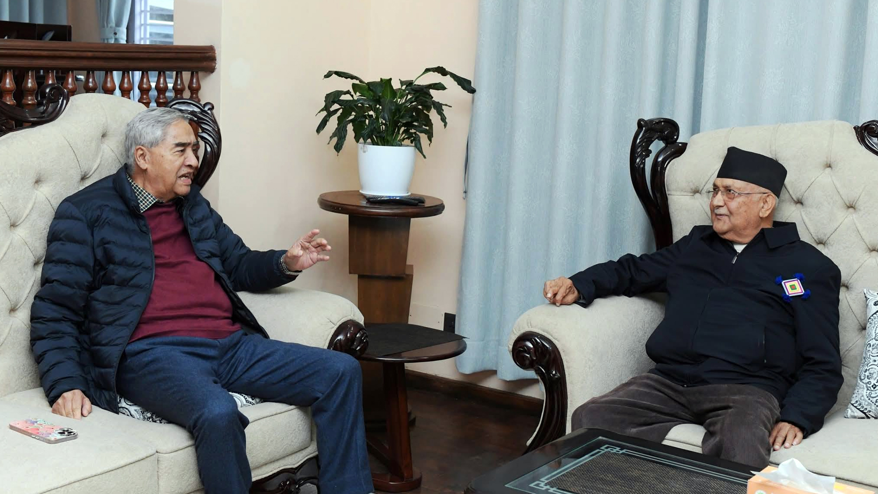 ओलीको ‘बुस्टर डोज’मा फेरि पनि सत्ता खोज्दै छन् देउवा ?