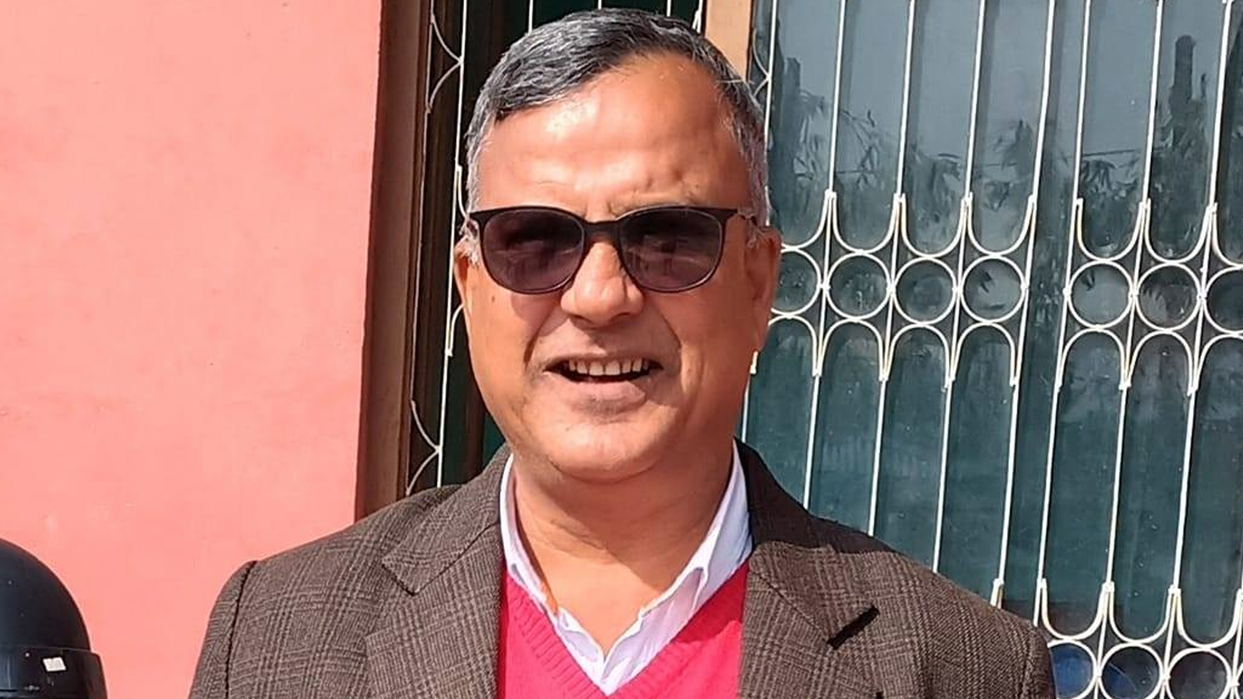 महाधिवेशन प्रतिनिधिमा हारेपछि एमाले मकवानपुर अध्यक्ष भन्छन्– श्रीमतीको उपचारमा आउँदा पार्टी छाड्यो भनेर हराएदिए