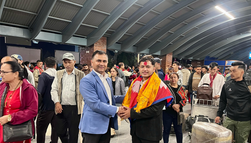 स्टार्टअप वर्ल्डकप भिड्‌न नेपाली युवा टोली अमेरिका प्रस्थान