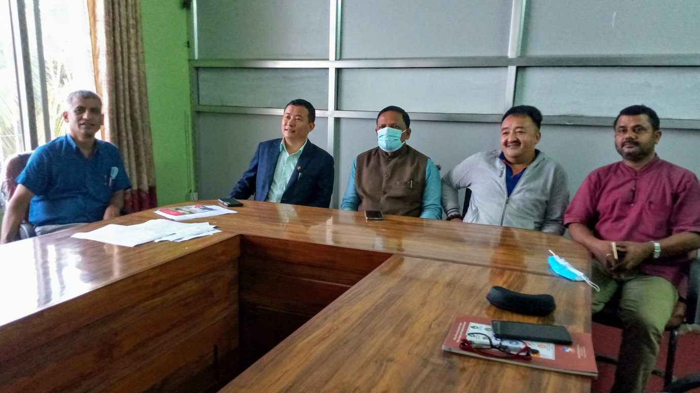 प्रदेश १ को विपक्षी गठबन्धनले भन्यो- मुख्यमन्त्री आचार्यको नियुक्ति असंवैधानिक