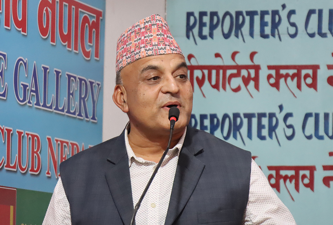 मुलुकलाई निकास दिन ताजा जनादेशमा जानुपर्छ : सुरेन्द्र पाण्डे 