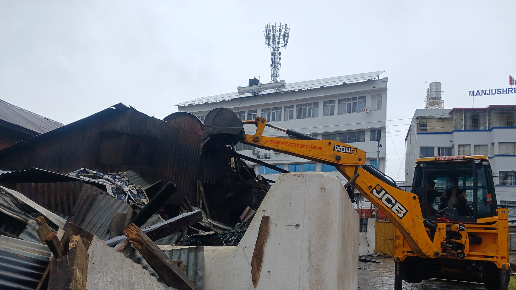 काठमाडौं महानगरले पुन: सुरु गर्‍यो अनधिकृत संरचना हटाउने अभियान, बिहान दिएको थियो चेतावनी (भिडियोसहित)