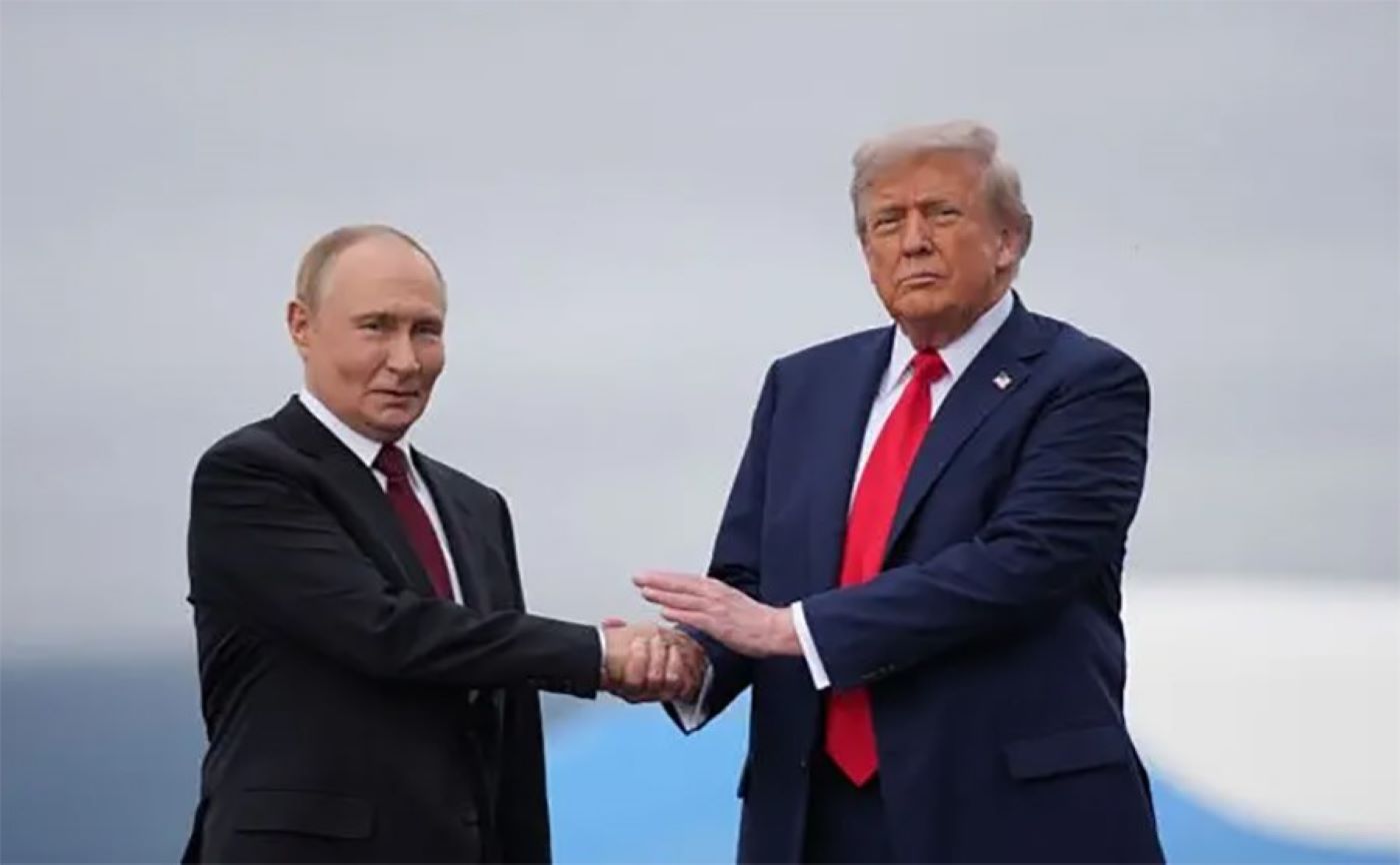पुटिनले इरान युद्ध अन्य गर्न सहयोग गर्छु भनेपछि ट्रम्पले भने– पहिले युक्रेन