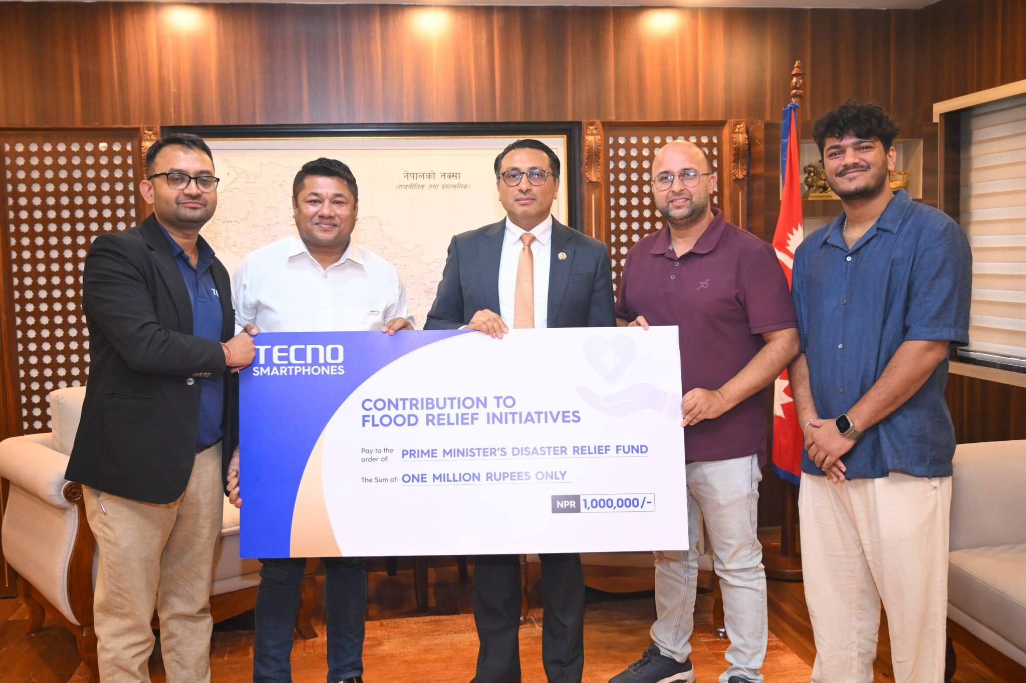 बाढीप्रभावितका लागि टेक्नो मोबाइलद्वारा १० लाख रुपैयाँ सहयोग