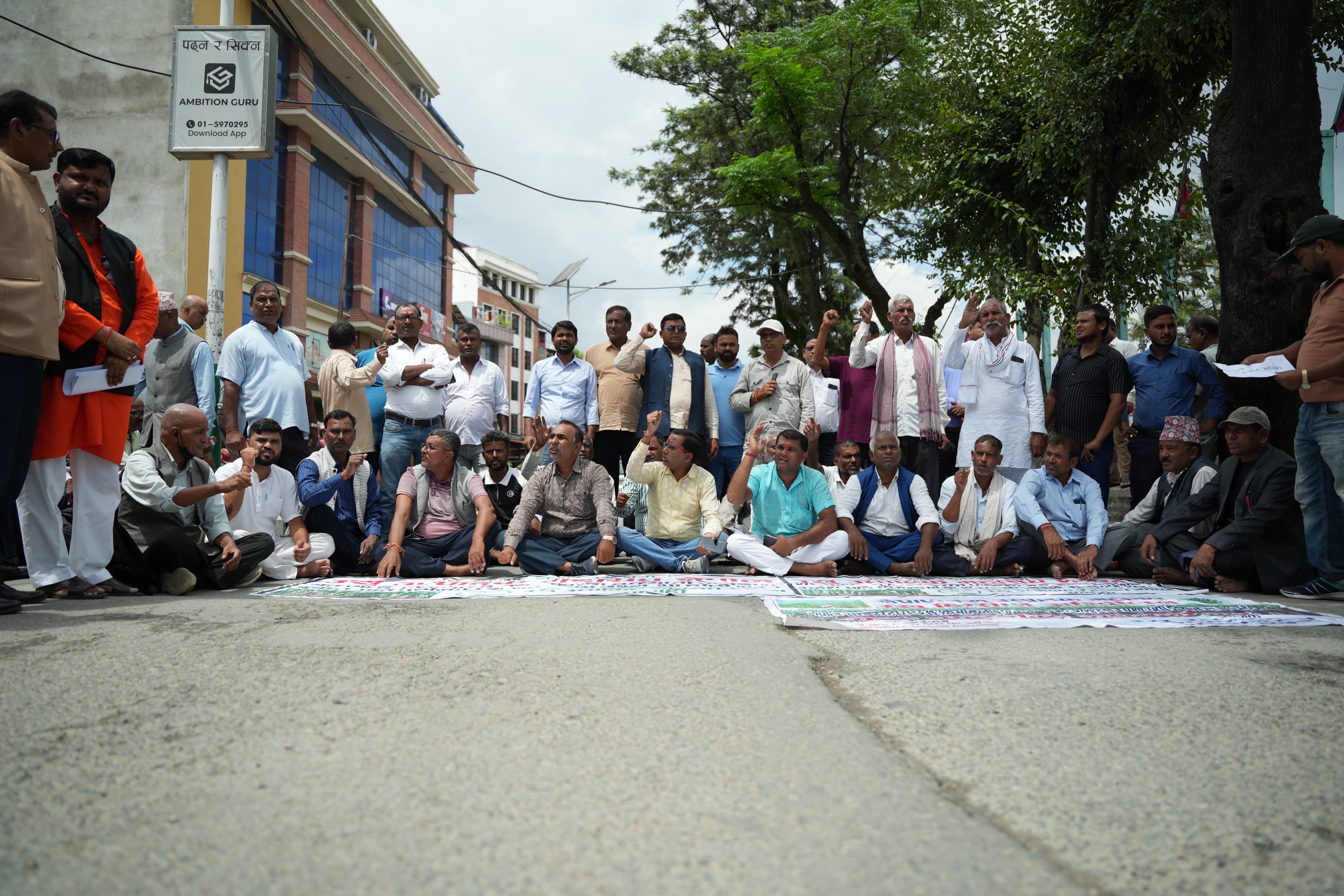 माग पूरा नभए २५ भदौदेखि राष्ट्रिय राजमार्ग अवरुद्ध गर्ने उखु किसानको घोषणा