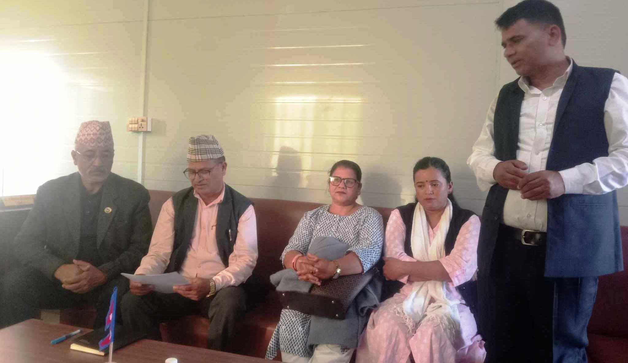 बैतडी जुलाघाटबाट संकल्प यात्रा सुरु गर्दै एमाले