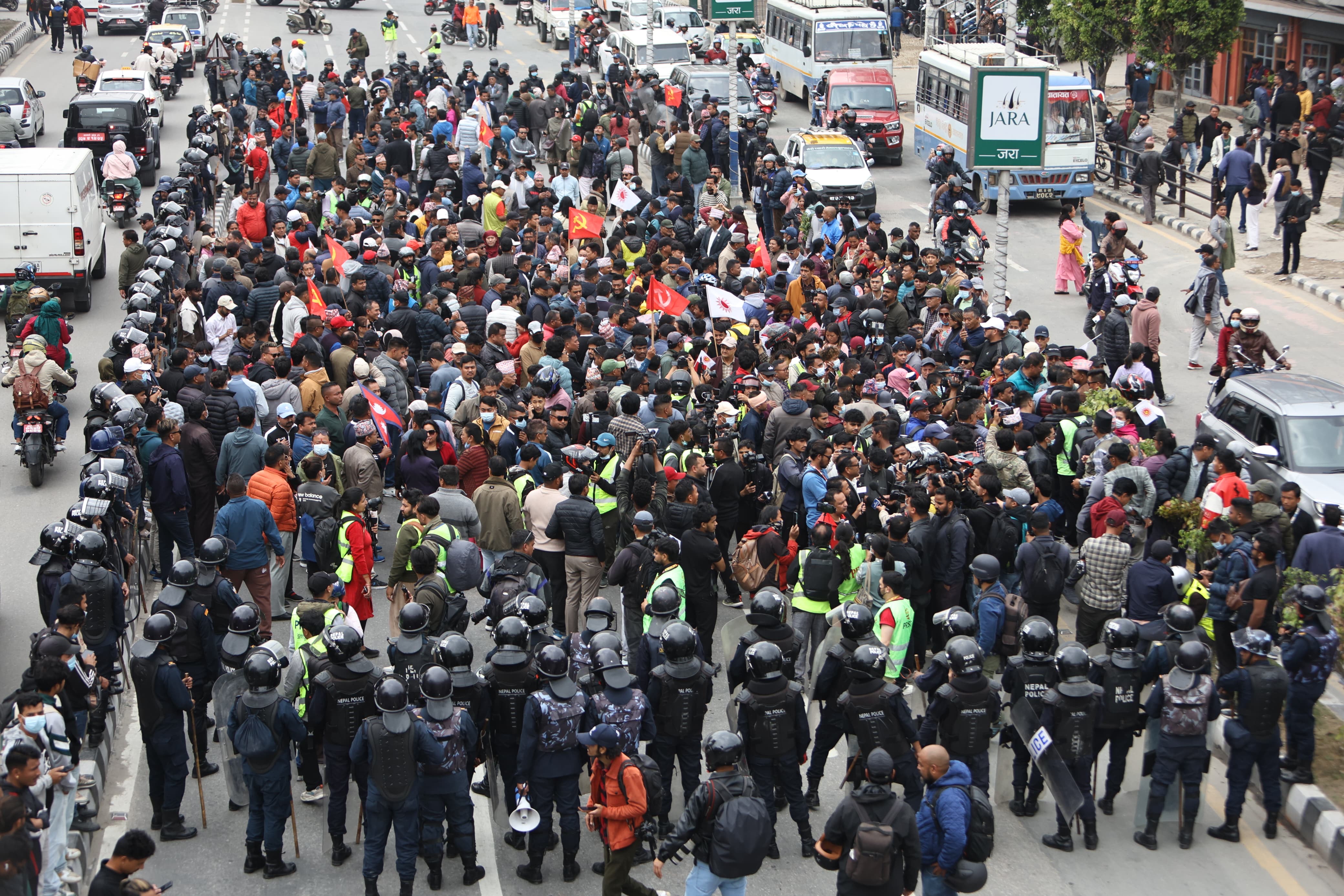 देशलाई मुठभेडमा धकेलेर युक्रेन बनाउन खोजियो : शेरधन राई