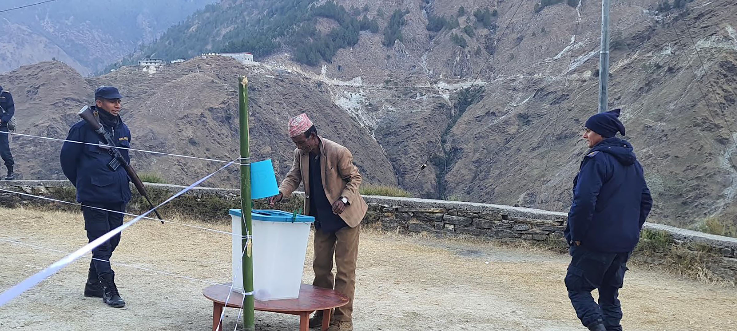 स्थानीय तहको उपचुनावमा मतदान जारीः कस्तो छ देशभरको माहौल ?