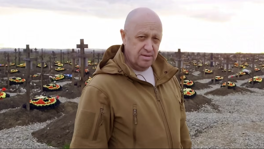 मृत भाडाका लडाकुहरूको शव देखाउँदै वाग्नरले भन्यो- पाँच दिनभित्रै युक्रेन छाड्छौँ (भिडियो)