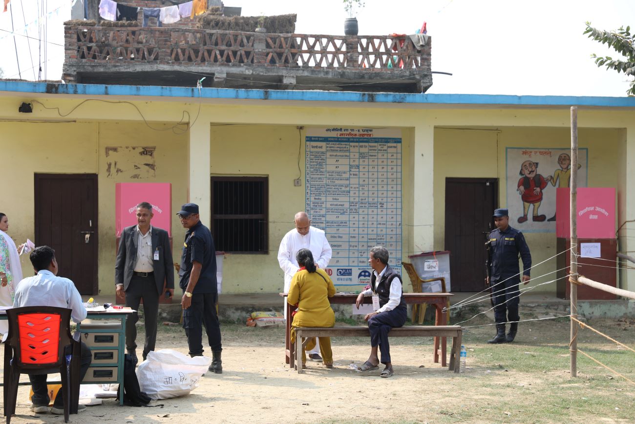 संविधानको रक्षा गर्ने शक्तिसहितका पक्षमा जनमत आउने विश्वास छ : पूर्वराष्ट्रपति यादव