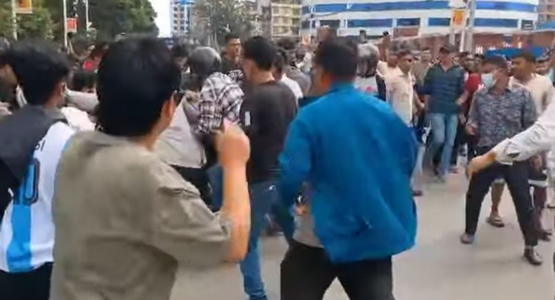 सैनिक मुख्यालयअगाडि जेनजीहरूको ग्याङफाइट